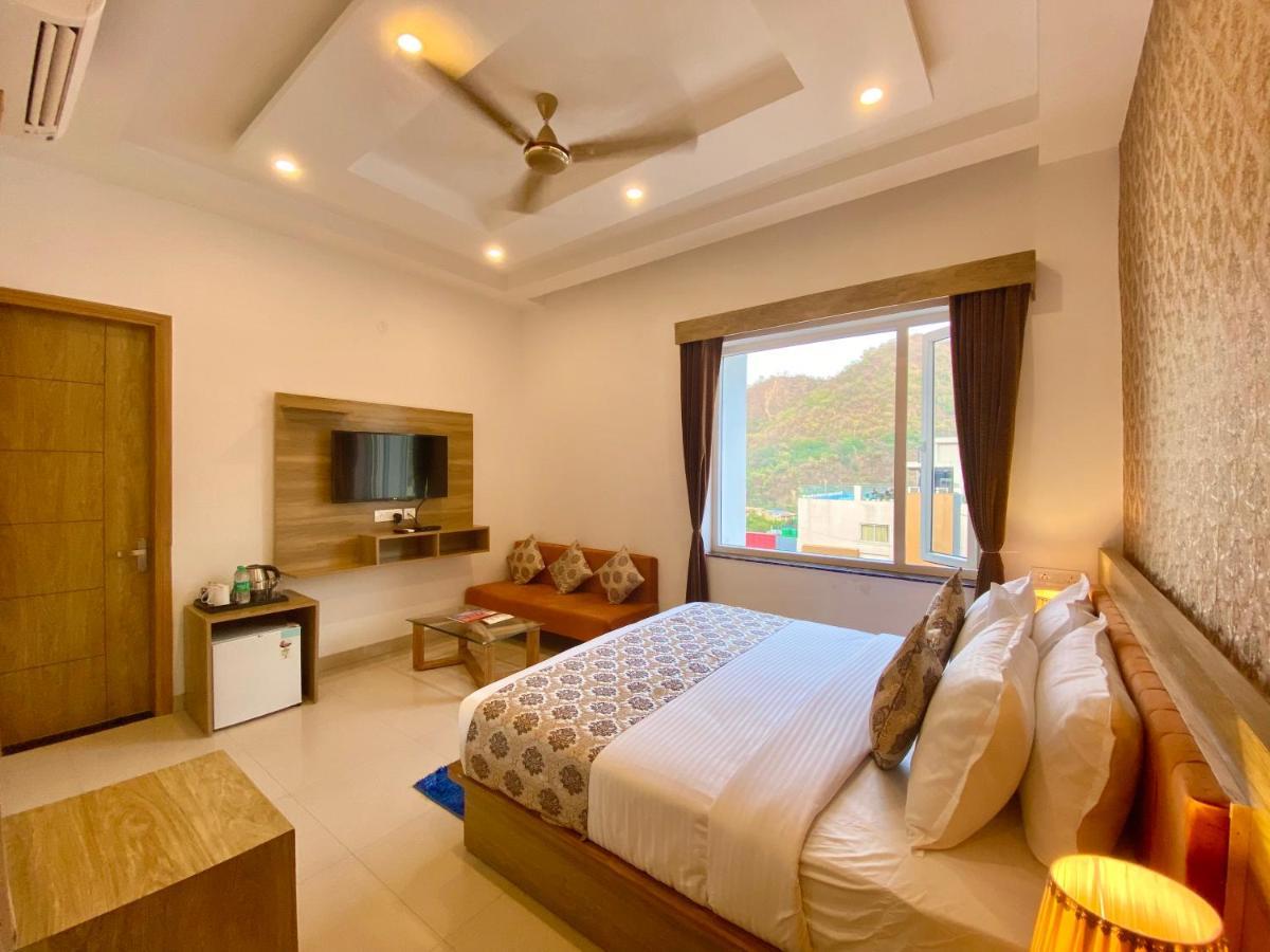 Arogyadham Wellness Retreat Hotel Rishīkesh Екстериор снимка